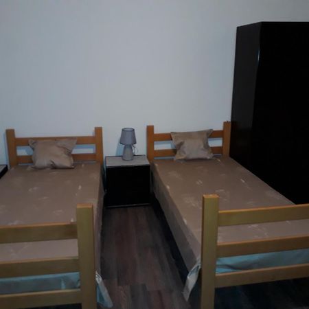 Misko'S Guest House Skopje Luaran gambar